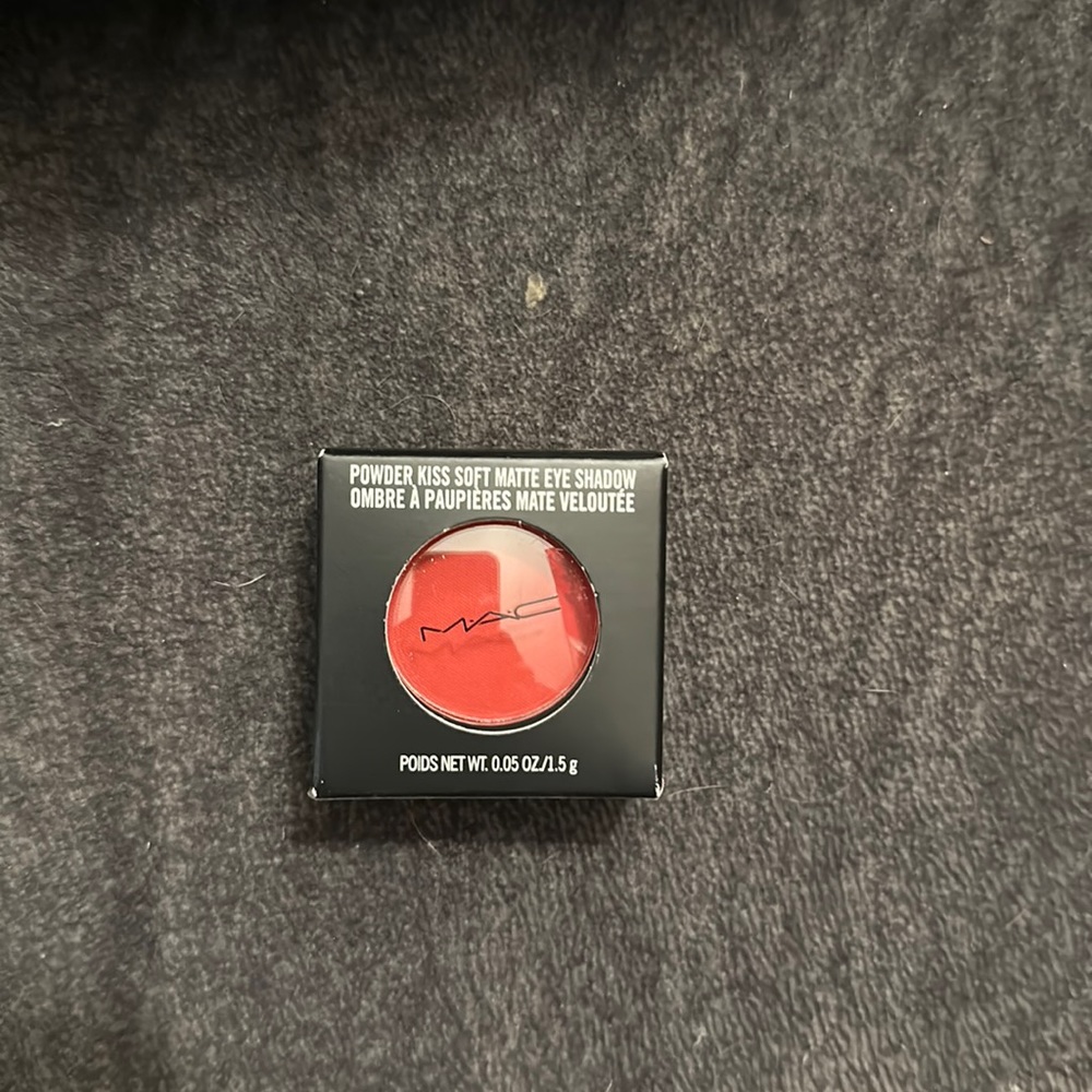 MAC Cosmetics MAC Powder Kiss Soft Matte Eyeshadow Shade: Werk, Werk, Werk NWT